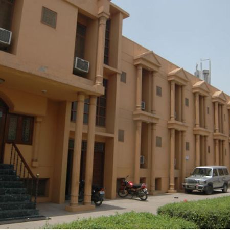 Hotel The Shubham Vrindāvan Eksteriør bilde