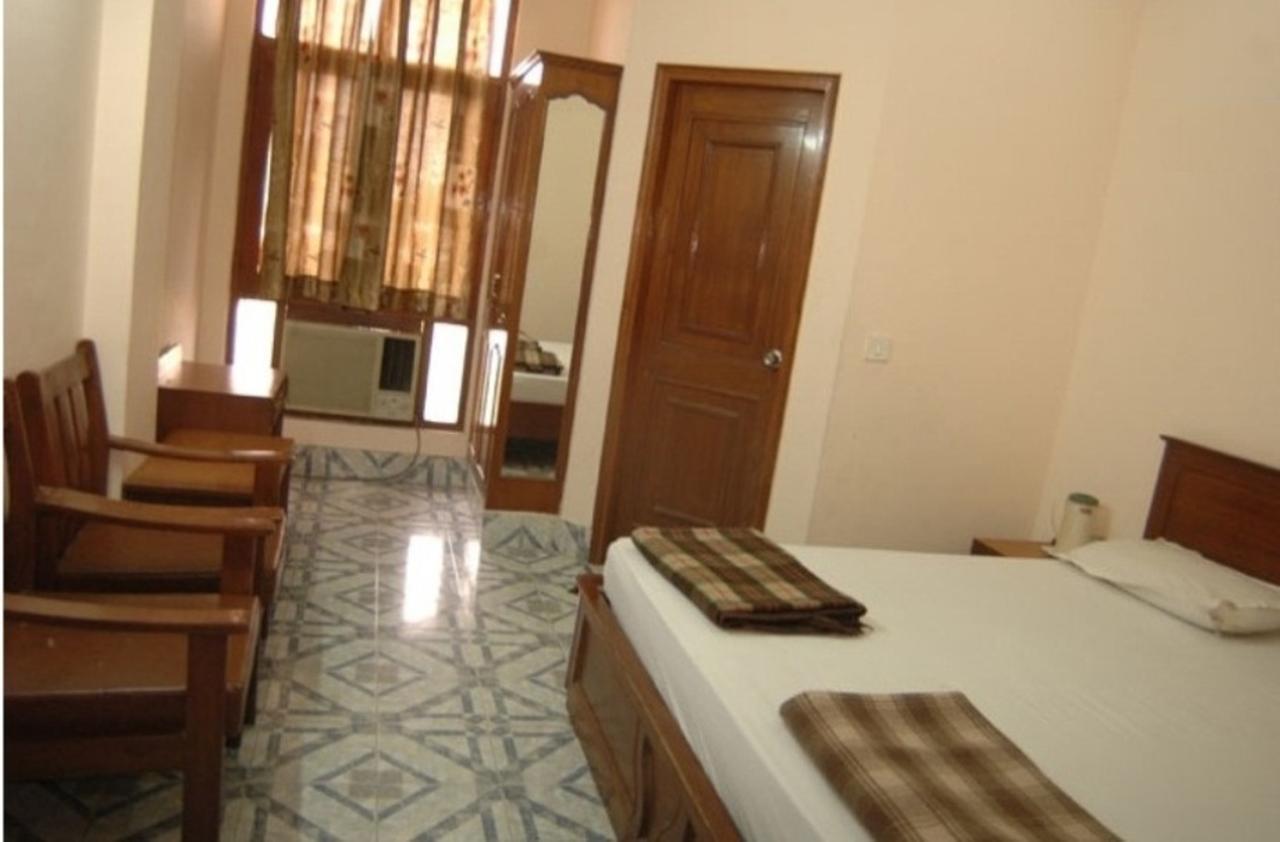 Hotel The Shubham Vrindāvan Eksteriør bilde